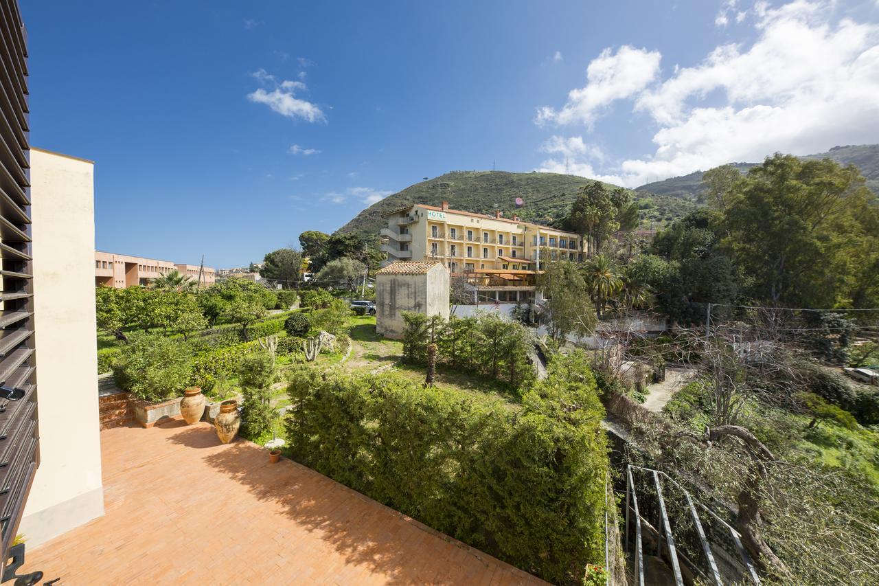 Bouganville B&B Cefalù Exteriör bild